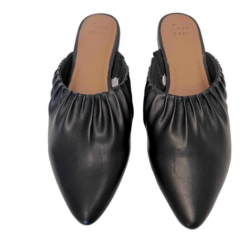 A NEW DAY VEGAN LEATHER BLACK MULE SHOE SIZE 6 1/2